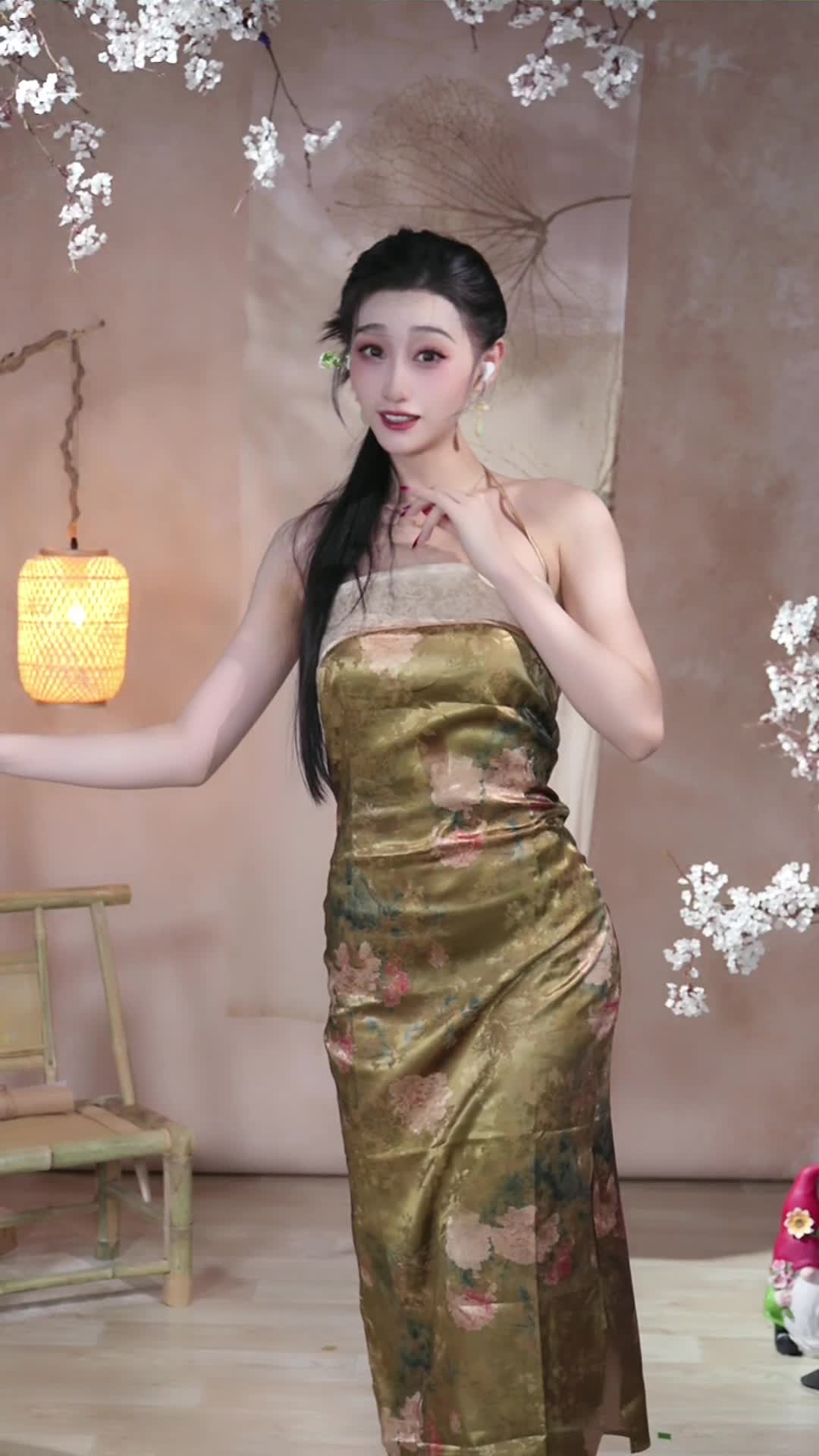 #柳云灿 #抖音 #舞蹈 #中国舞 @ikan_live 2024-07-09