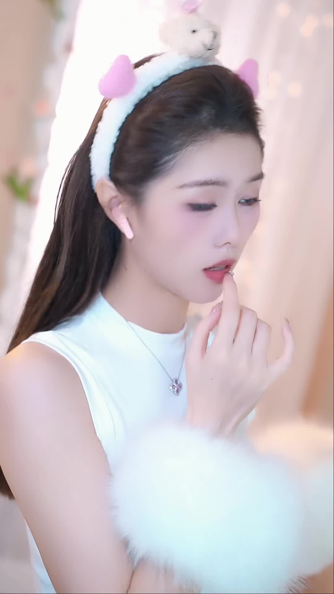 #温南汐 #抖音 #舞蹈 #中国舞 @ikan_live 2024-07-05