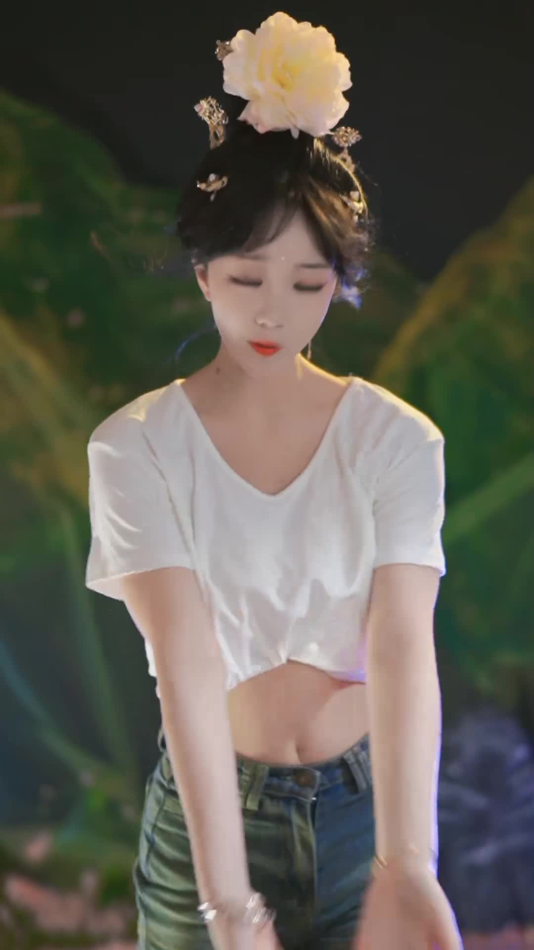 #馨馨baby #抖音 #舞蹈 #中国舞 @ikan_live 2024-07-03