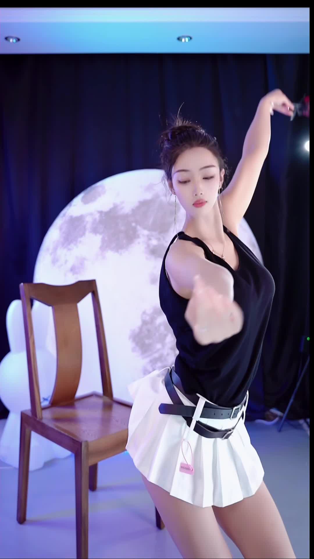 #豆豆 #抖音 #舞蹈 #中国舞 @ikan_live 2024-07-14