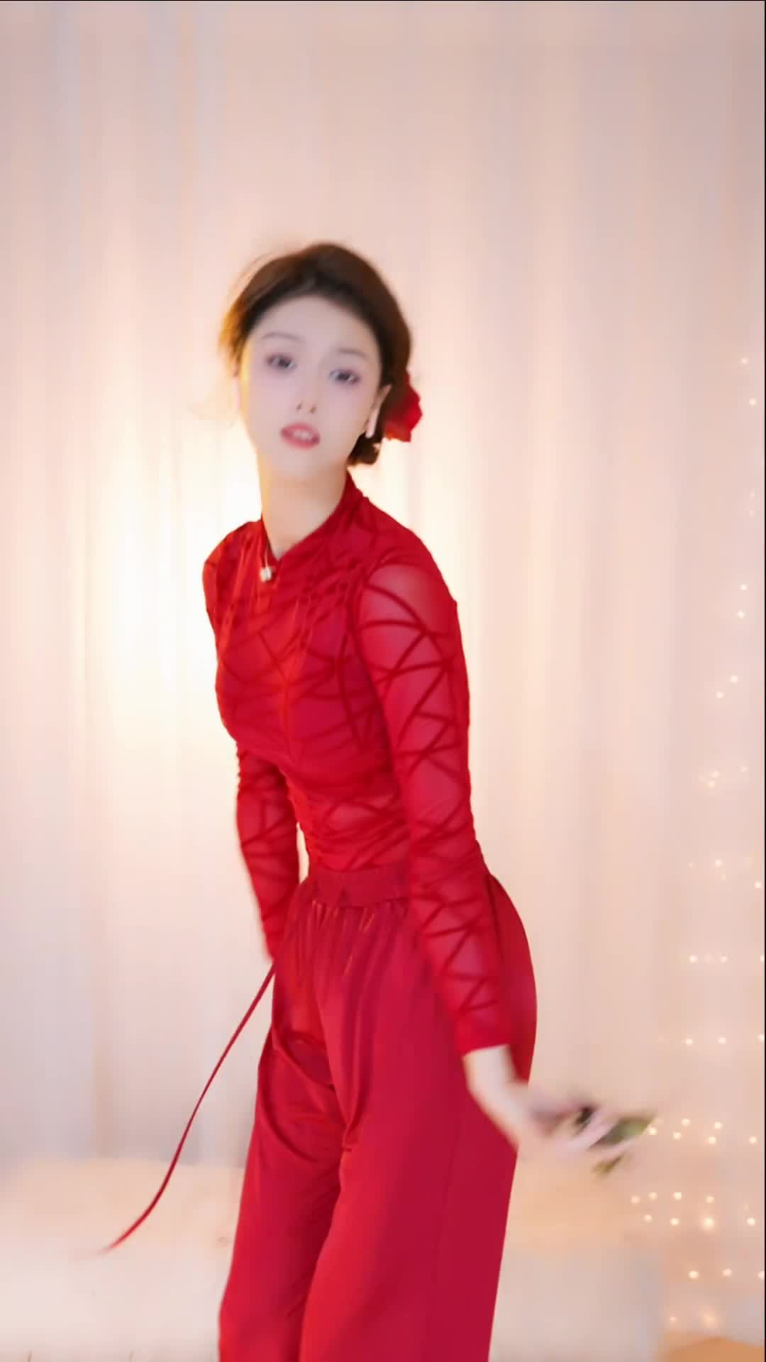 #温南汐 #抖音 #舞蹈 #中国舞 @ikan_live 2024-07-10