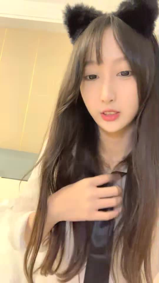 #巨乳骚货 #鲍鱼 #小仙女 【巨乳骚货精选】第二场 【0咕噜0】 颜值吊打全场 收益榜榜眼，极品小仙女，这场有特写，小鲍鱼诱人超粉