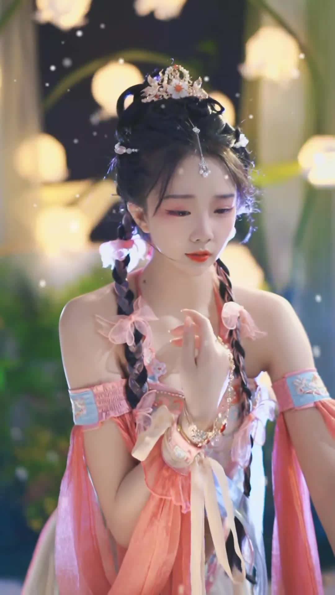 #馨馨baby #抖音 #舞蹈 #中国舞 @ikan_live 2024-08-13