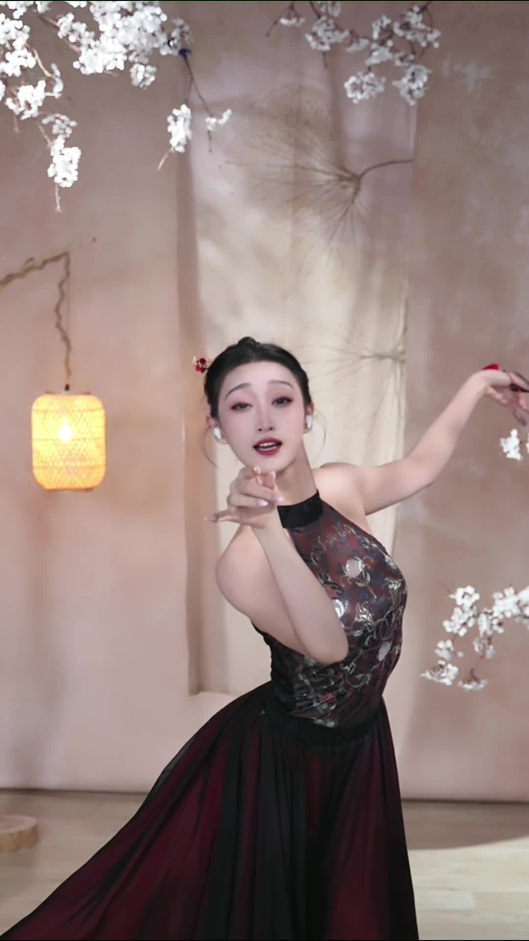 #柳云灿 #抖音 #舞蹈 #中国舞 @ikan_live 2024-08-12