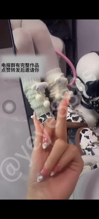 #椰椰 #推特 #单人 #棉袜白丝 堆堆袜 lo鞋 羞辱 撸管指挥 憋精挑战 中文字幕