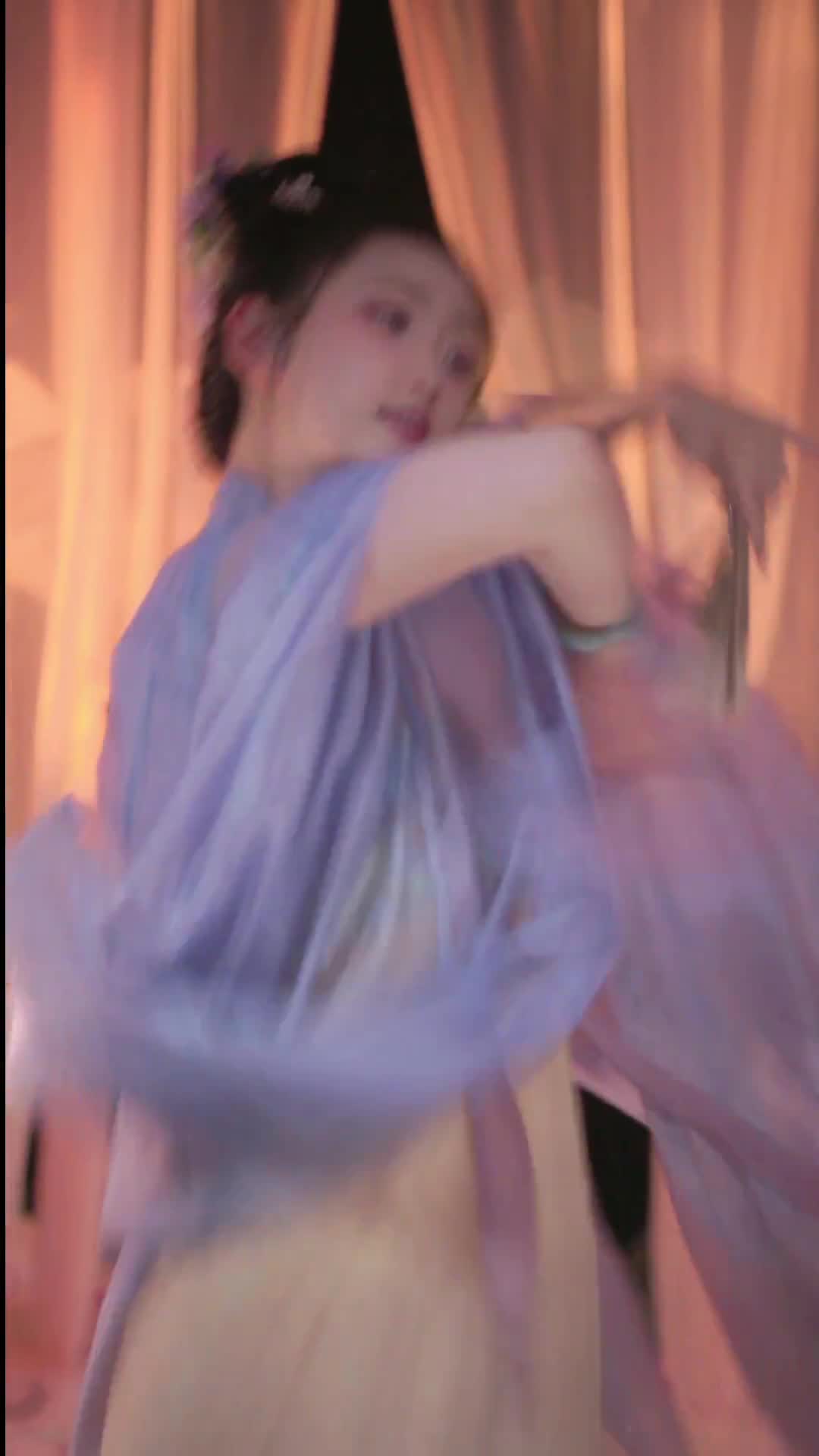 #汤圆 #抖音 #舞蹈 #中国舞 @ikan_live 2024-08-14
