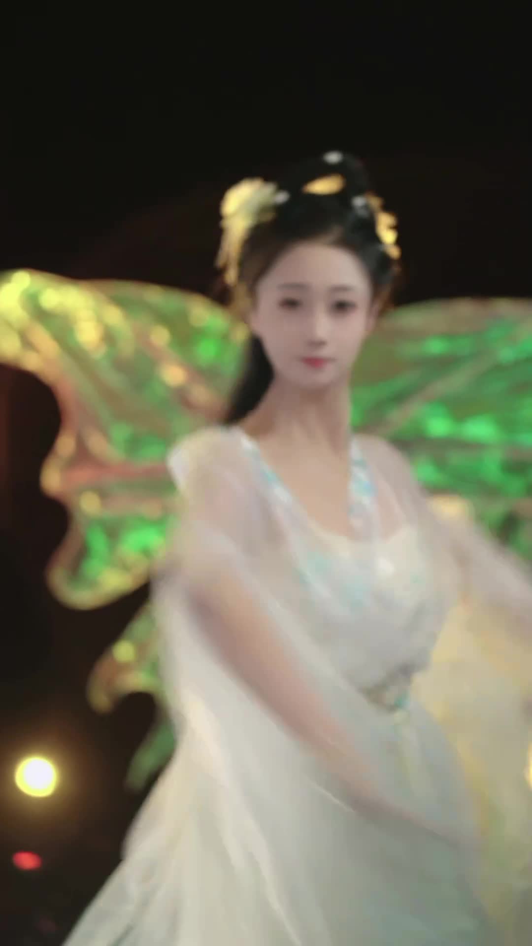 #苒苒 #抖音 #舞蹈 #中国舞 @ikan_live 2024-08-13