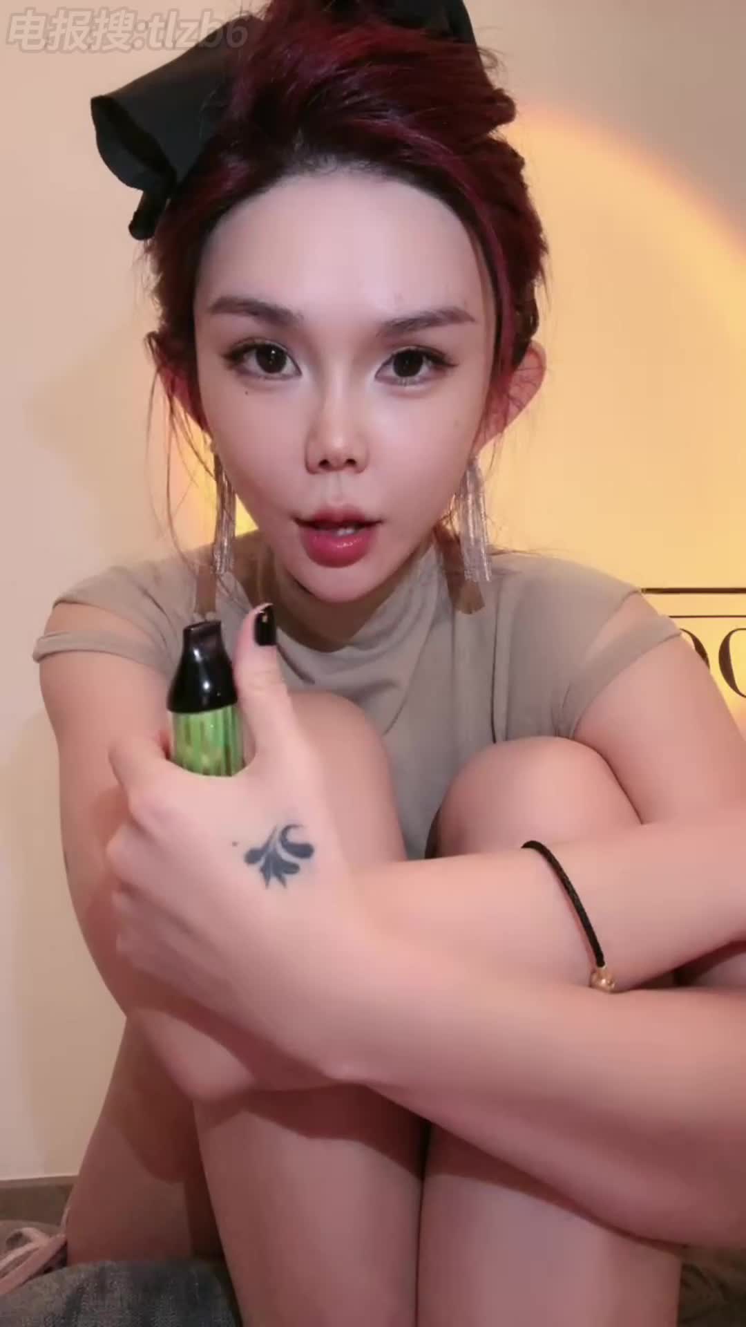 #欣妍 #套路直播 #单人盯射 翻白眼 阿黑颜 红绿灯 倒计时 羞辱 榨精