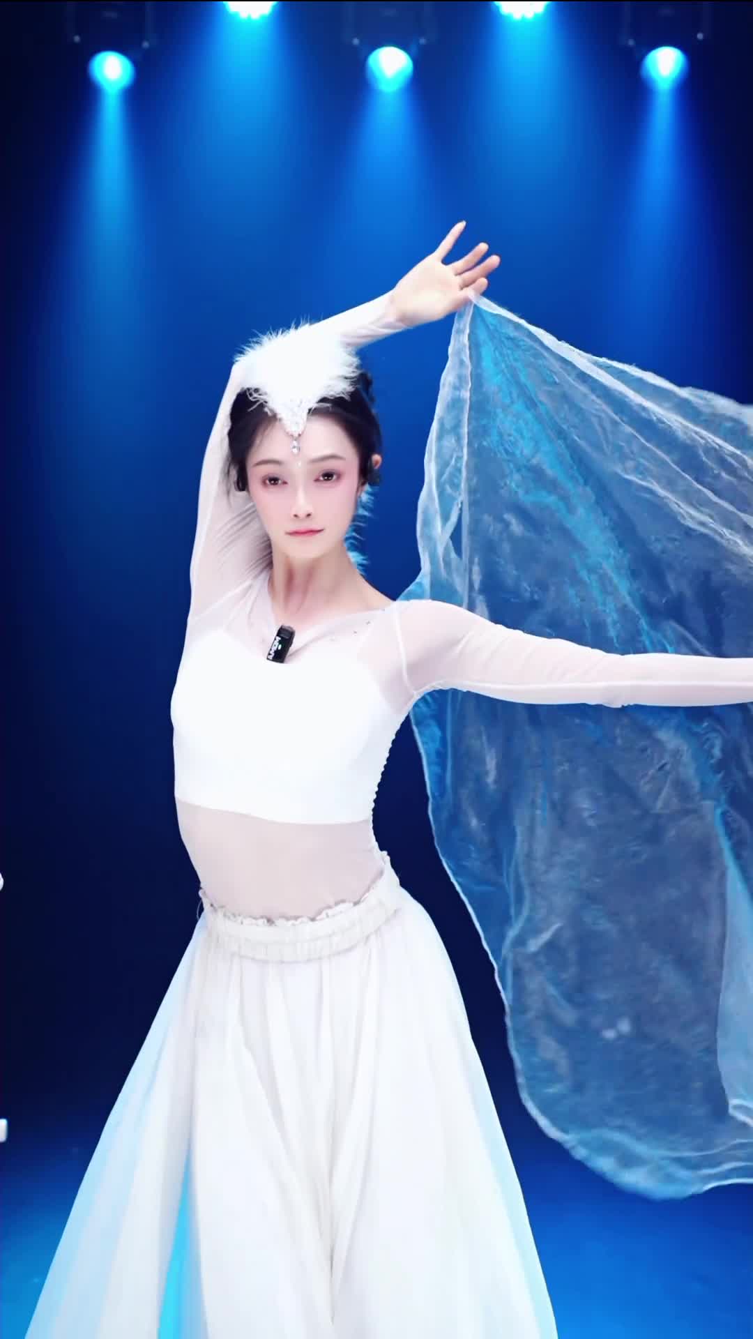 #舞蹈生诗诗 #抖音 #舞蹈 #中国舞 @ikan_live 2024-08-07