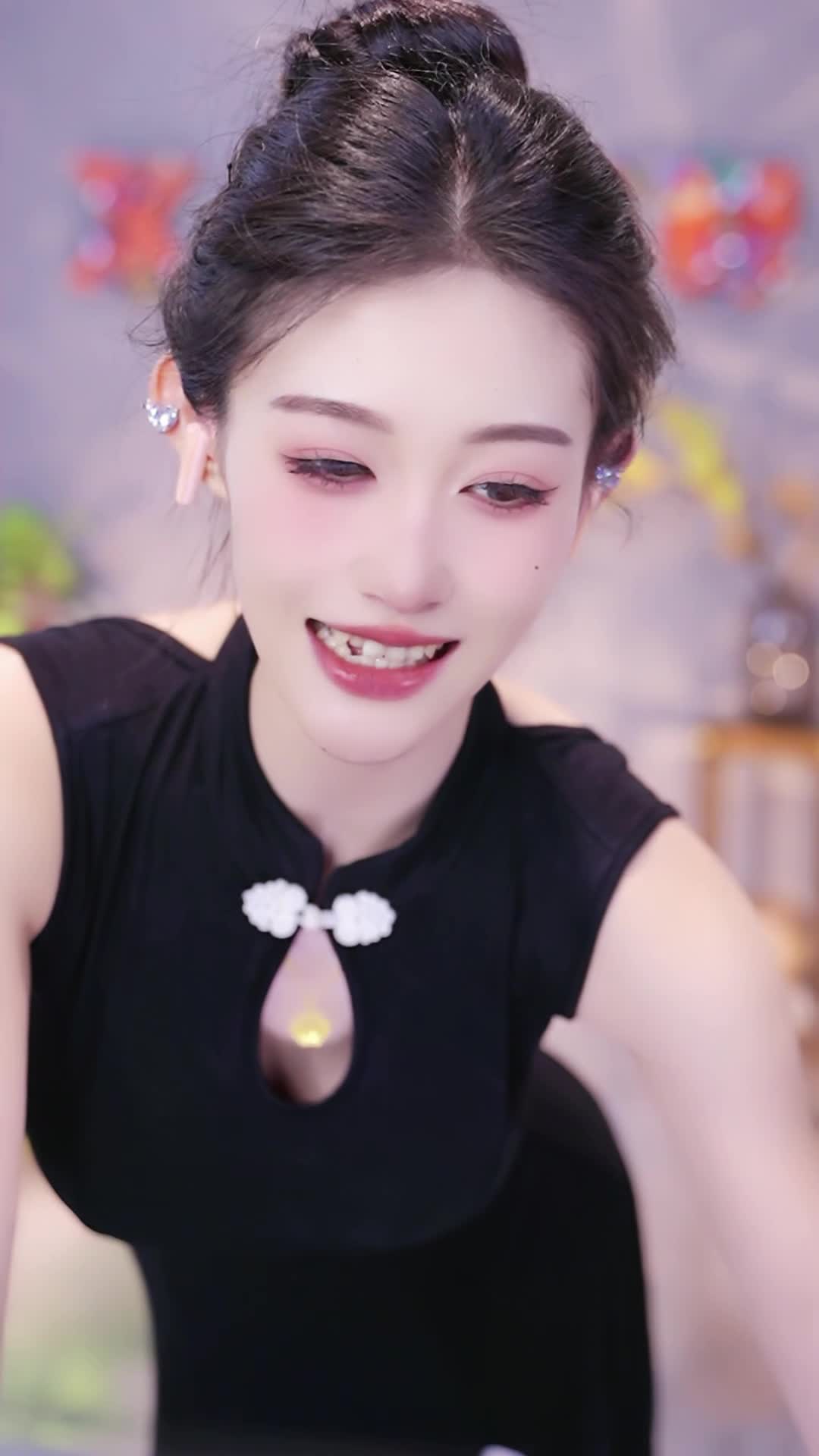 #思思 #抖音 #舞蹈 #中国舞 @ikan_live 2024-08-10