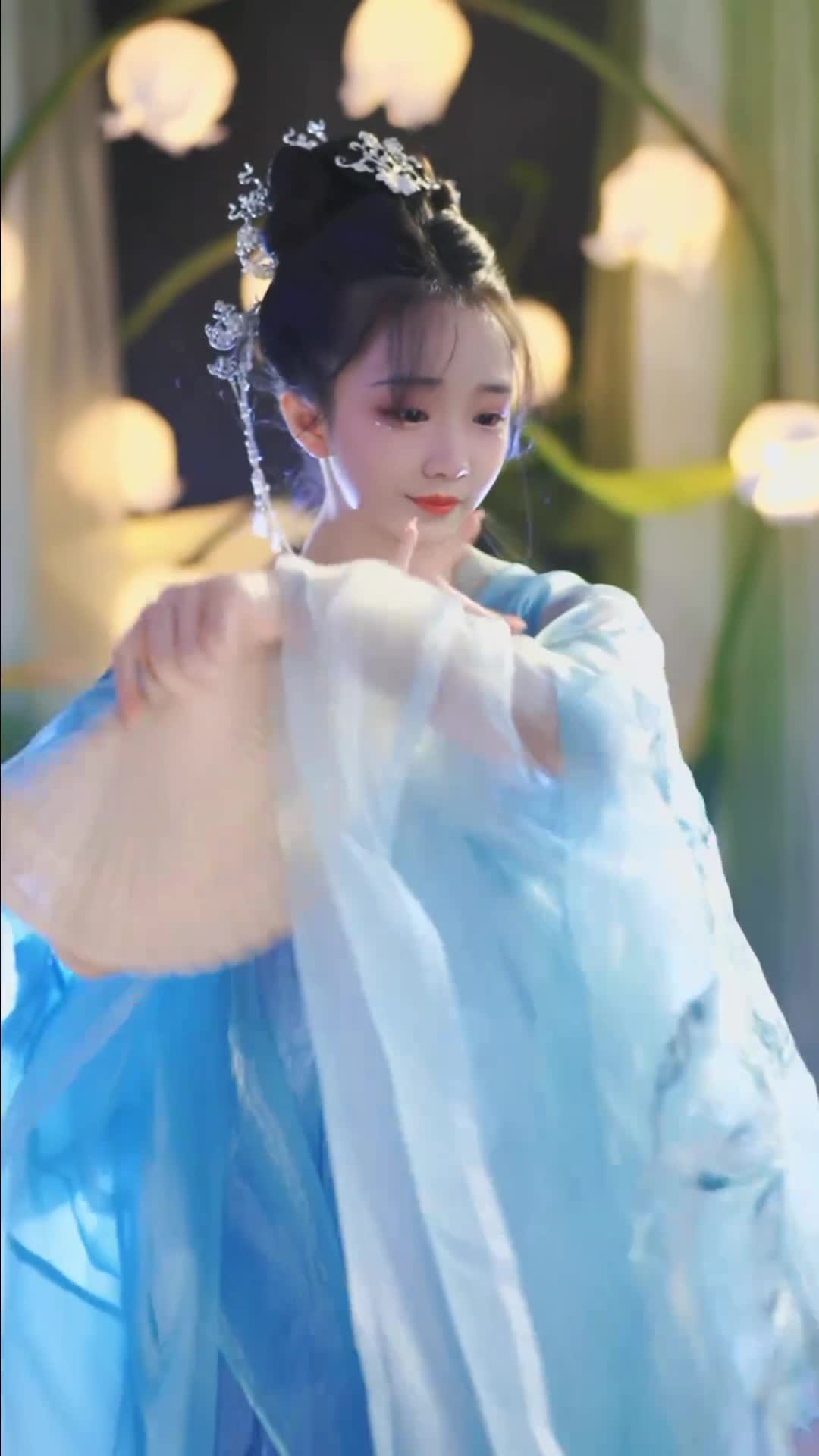 #馨馨baby #抖音 #舞蹈 #中国舞 @ikan_live 2024-08-07