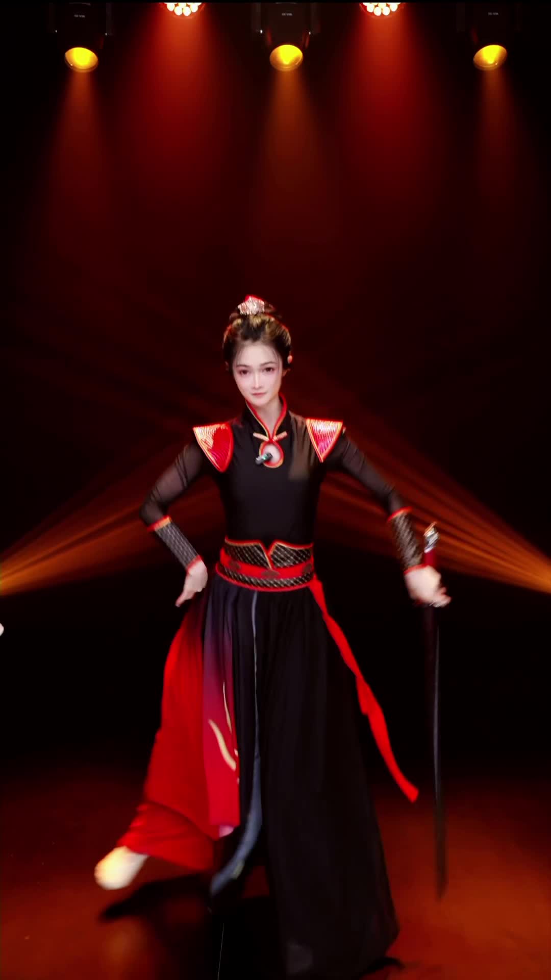 #舞蹈生诗诗 #抖音 #舞蹈 #中国舞 @ikan_live 2024-08-06