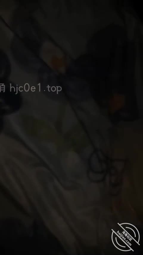 #巨乳骚货 #内射 #后妈【巨乳骚货精选】老爸不在家 我溜进爸妈房间内射时候让36岁后妈喊爸爸