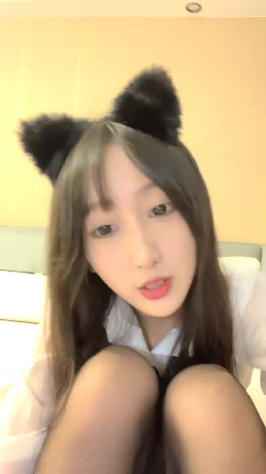 #巨乳骚货 #鲍鱼 #小仙女 【巨乳骚货精选】第二场 【0咕噜0】 颜值吊打全场 收益榜榜眼，极品小仙女，这场有特写，小鲍鱼诱人超粉
