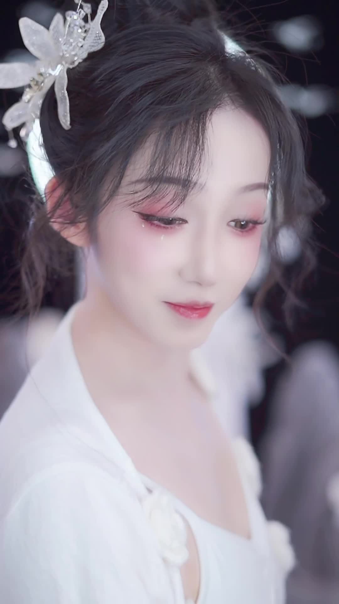 #就是这个羊 #抖音 #舞蹈 #中国舞 @ikan_live 2024-08-11