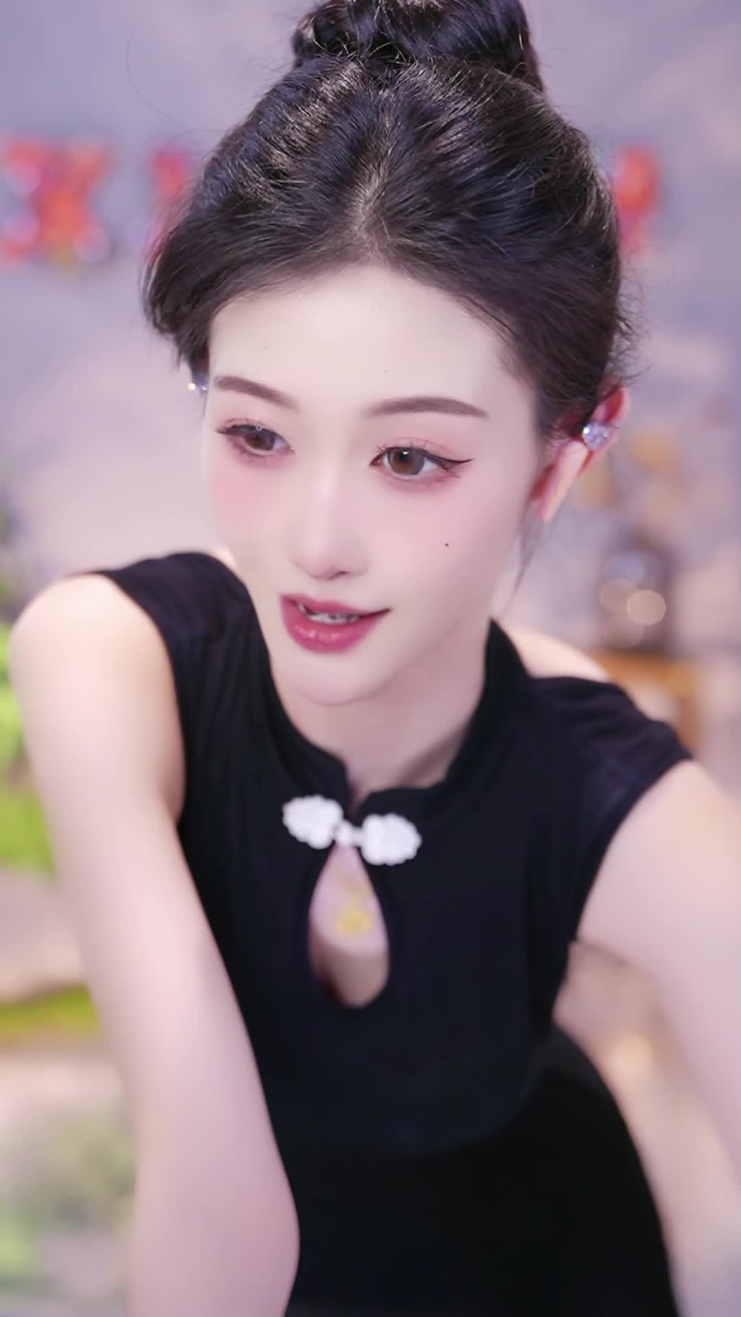 #思思 #抖音 #舞蹈 #中国舞 @ikan_live 2024-08-10