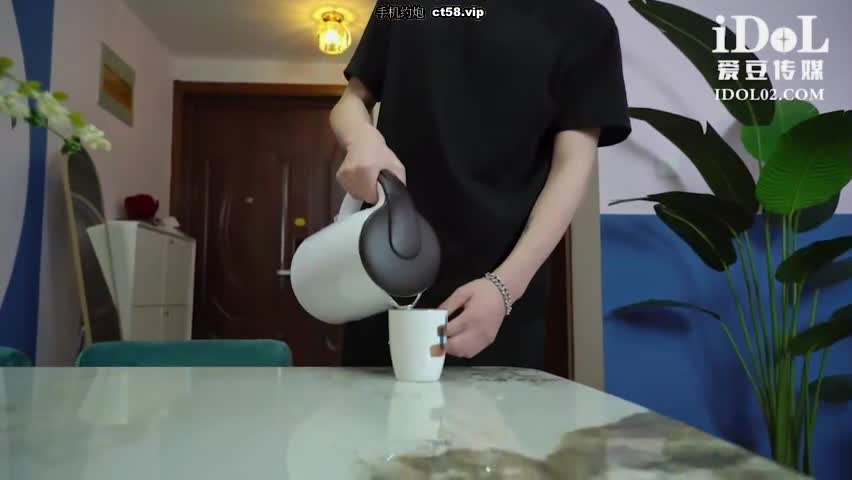 #巨乳骚货 #乱伦 #下药 【巨乳骚货精选】房东下药催情兄妹欲火乱伦