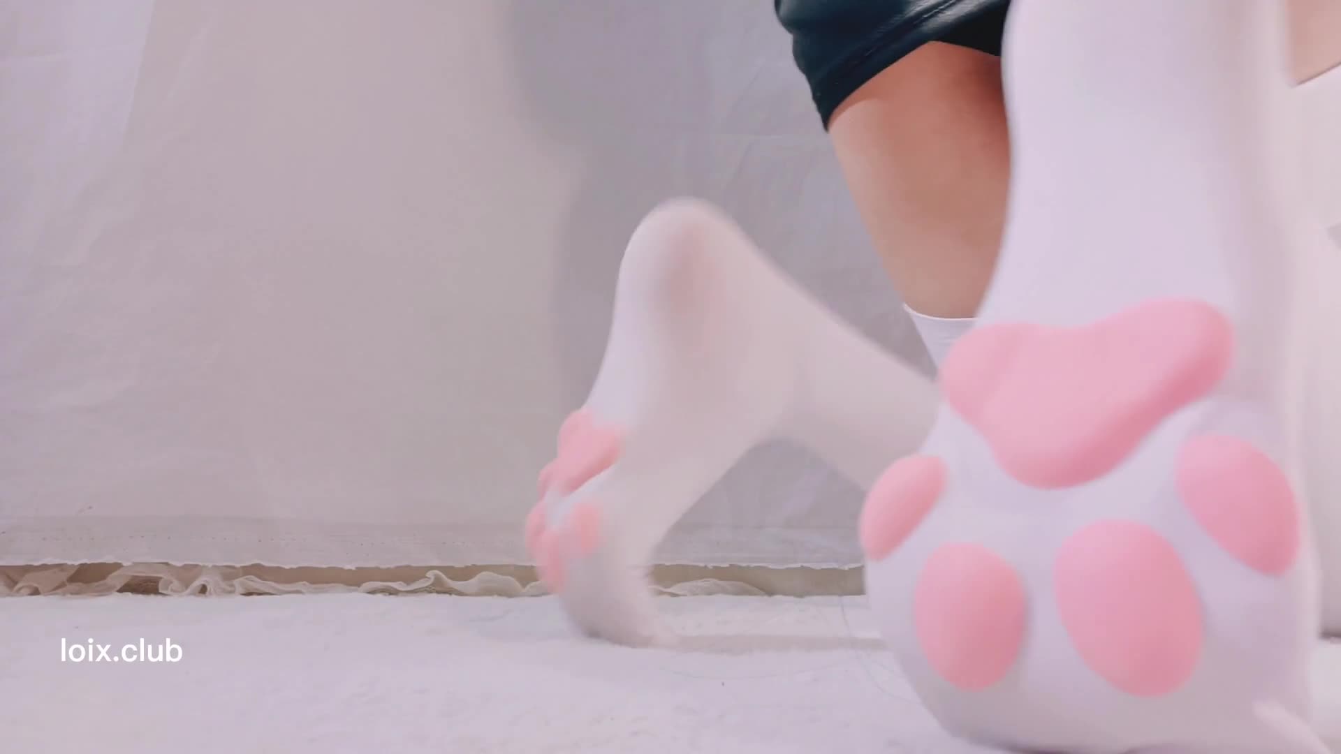 #软甜糯米糍 #bia叽兔 #单人 #厚丝袜jk 猫爪白丝 假鸡鸡 模拟足交 模拟撸管 模拟口交