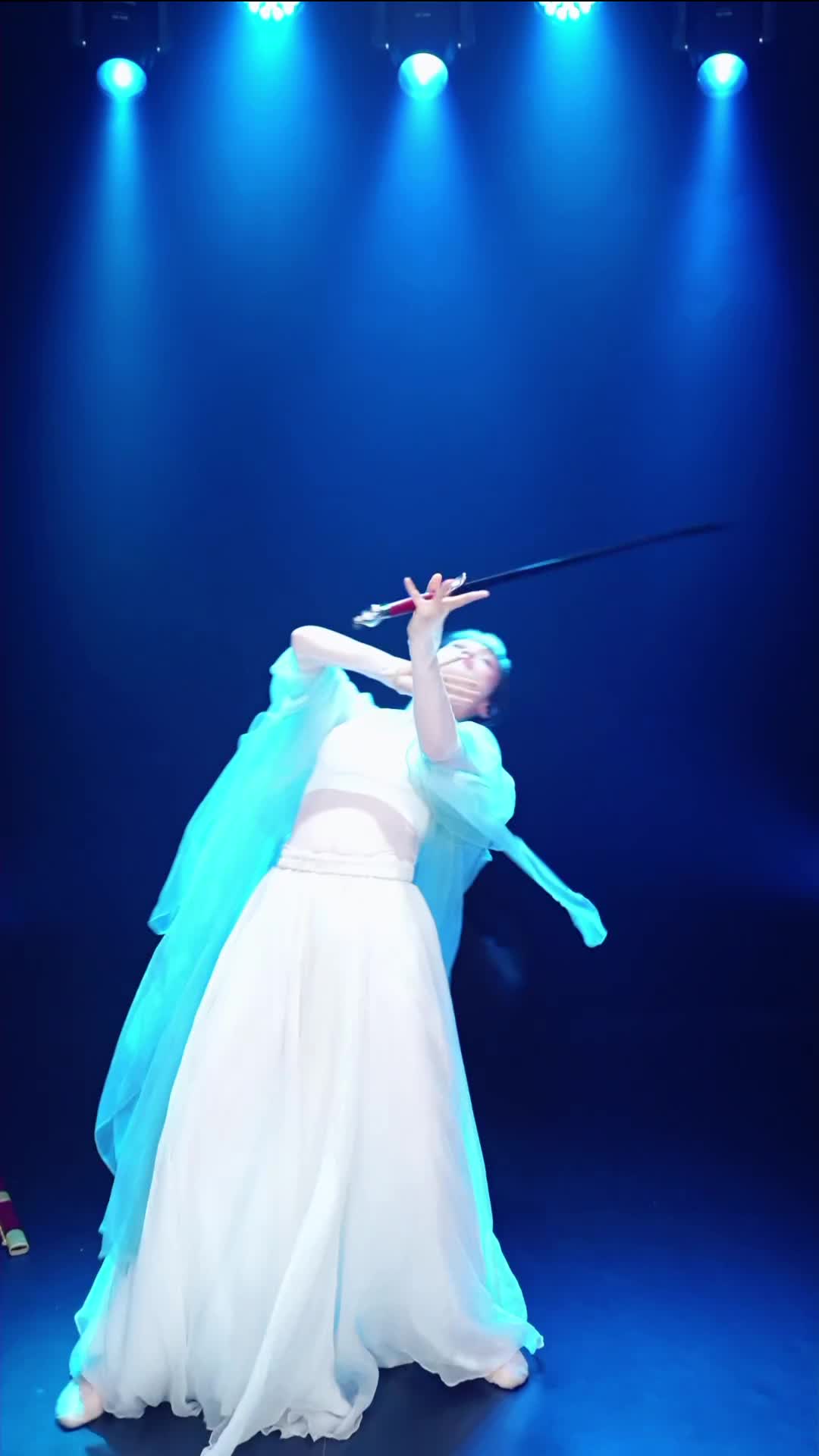 #舞蹈生诗诗 #抖音 #舞蹈 #中国舞 @ikan_live 2024-08-07