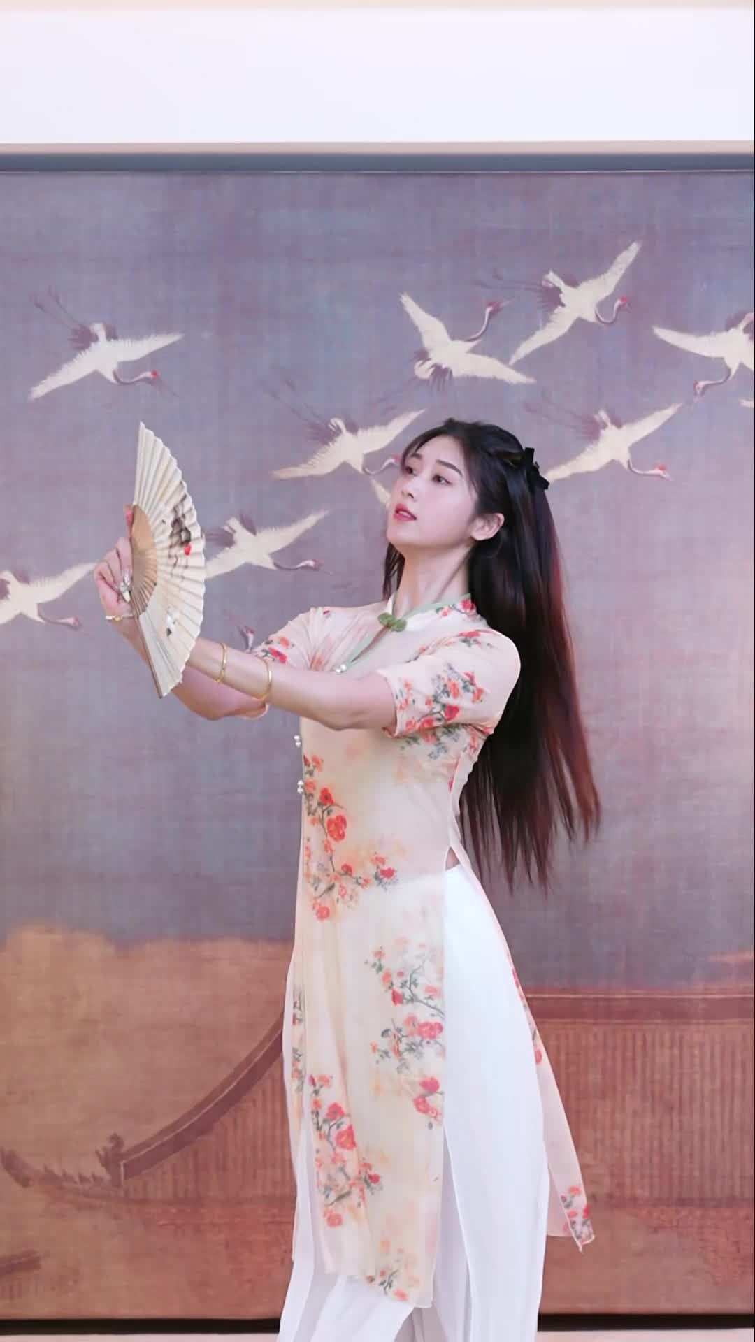 #徐婉婷 #抖音 #舞蹈 #中国舞 @ikan_live 2024-08-09