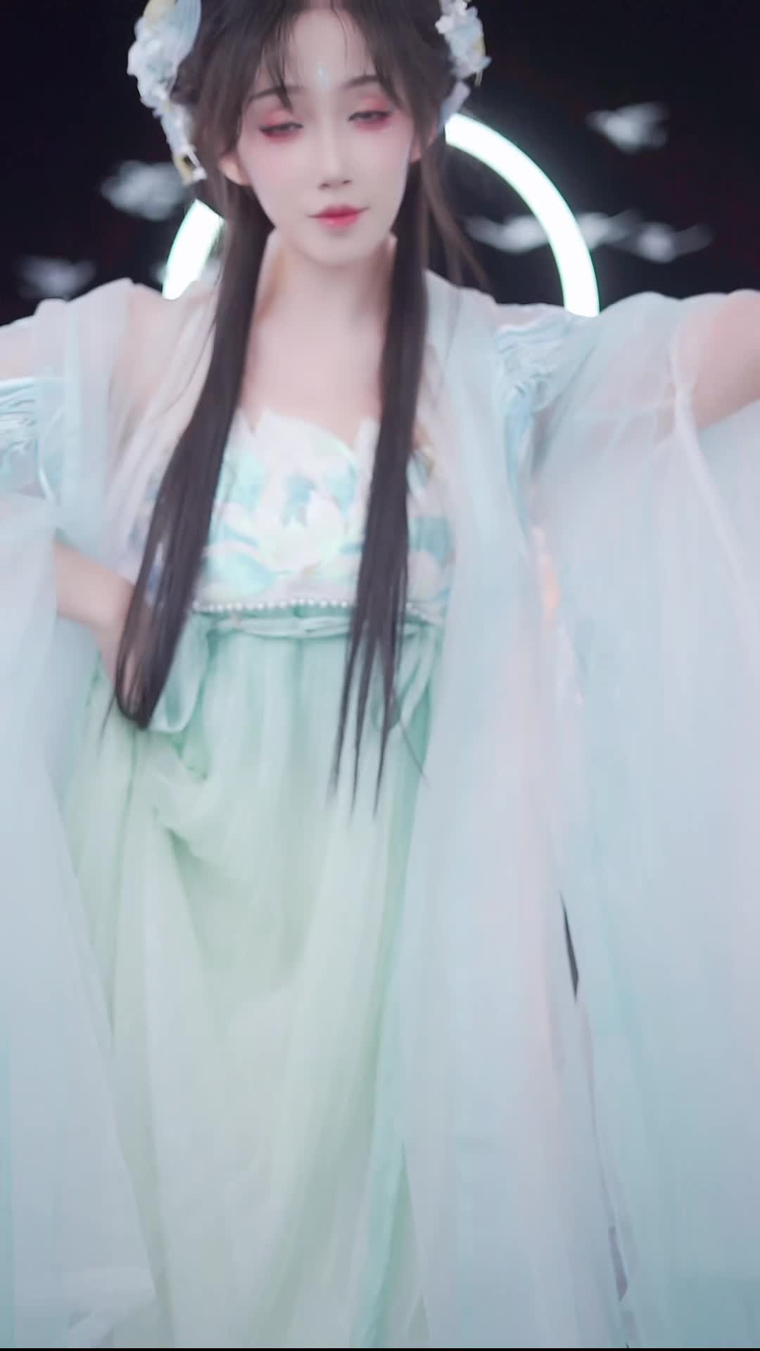 #就是这个羊 #抖音 #舞蹈 #中国舞 @ikan_live 2024-08-19