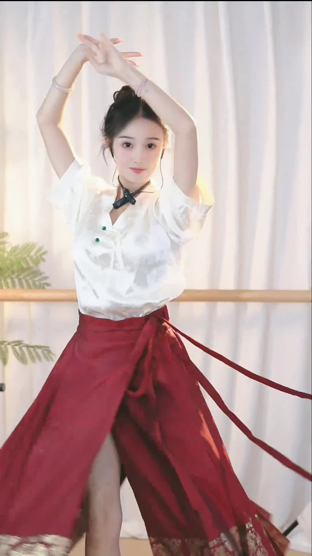 #唐紫涵 #抖音 #舞蹈 #中国舞 @ikan_live 2024-08-15