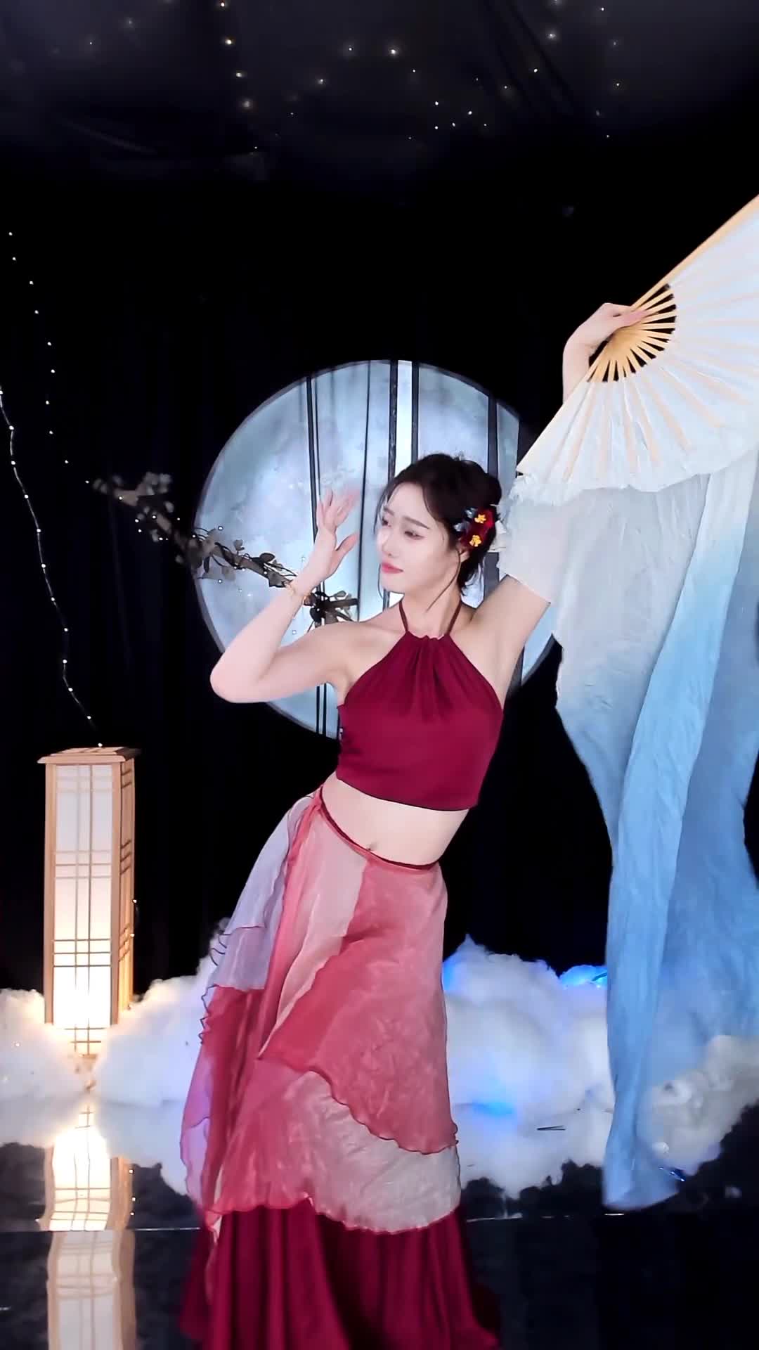 #雪衣容 #抖音 #舞蹈 #中国舞 @ikan_live 2024-08-20