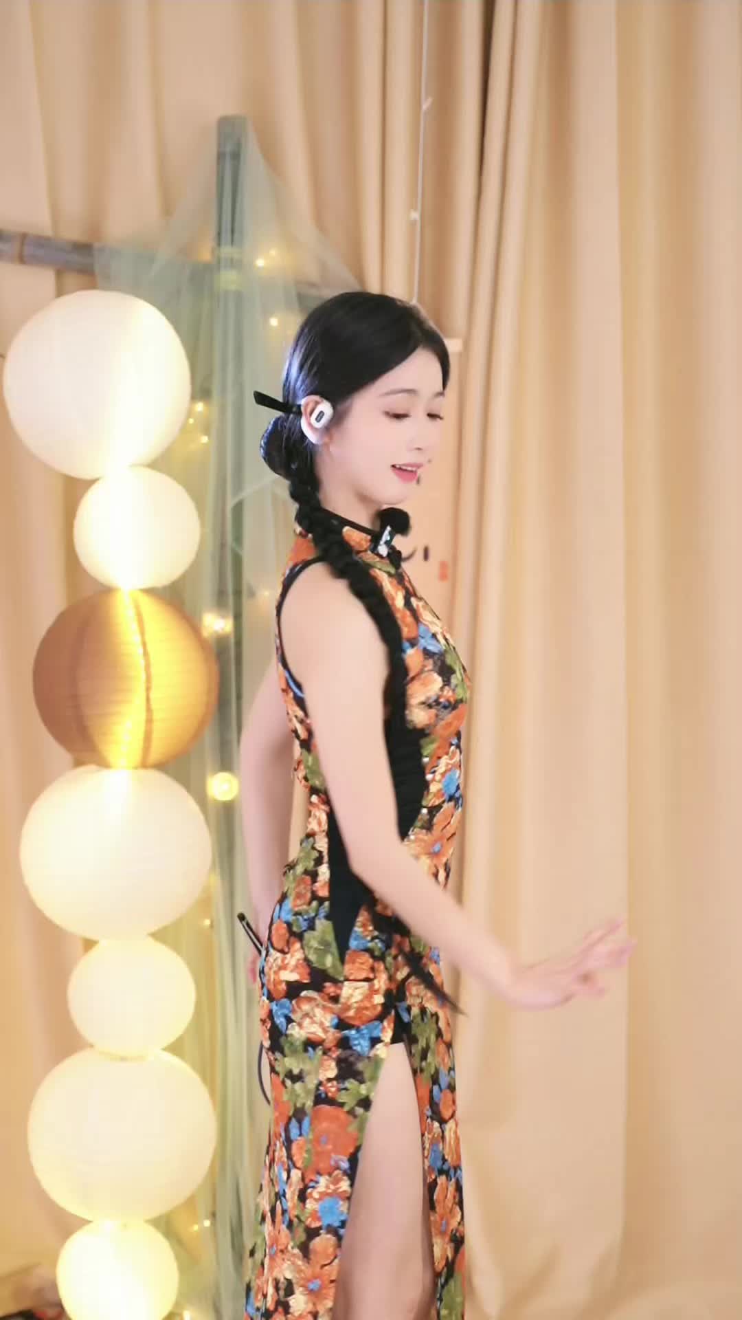 #唐星然 #抖音 #舞蹈 #中国舞 @ikan_live 2024-08-15