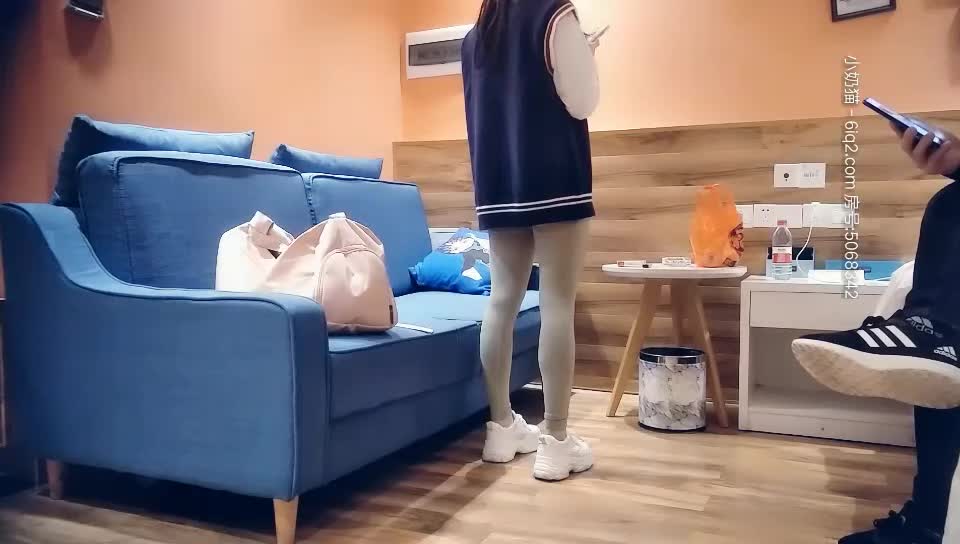 #外围 #美眉 #口交 #后入 #中出高端外围年轻美眉口交 后入 中出