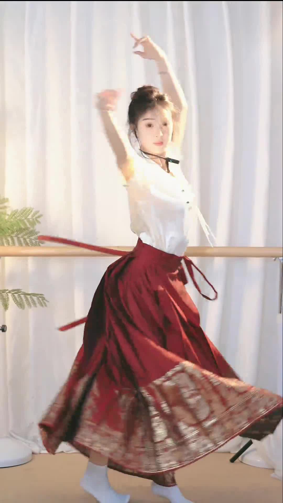 #唐紫涵 #抖音 #舞蹈 #中国舞 @ikan_live 2024-08-15