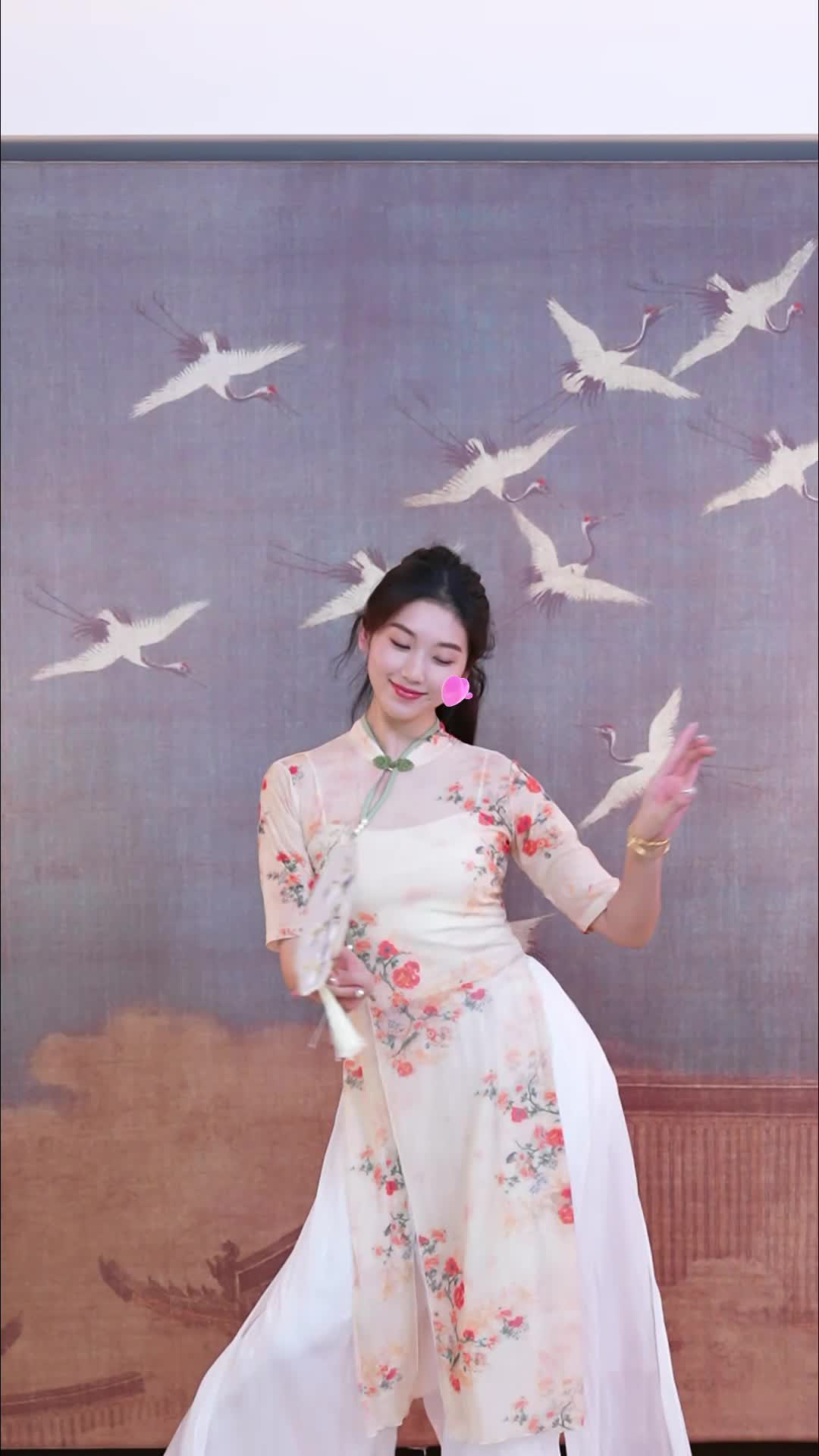 #徐婉婷 #抖音 #舞蹈 #中国舞 @ikan_live 2024-08-15