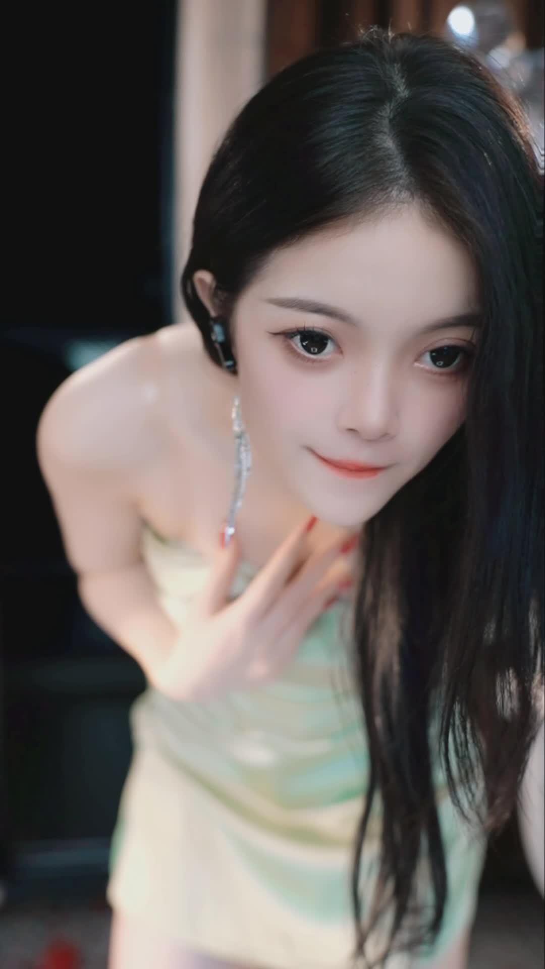#小瑜儿_舞 #抖音 #舞蹈 @ikan_live 2024-09-05