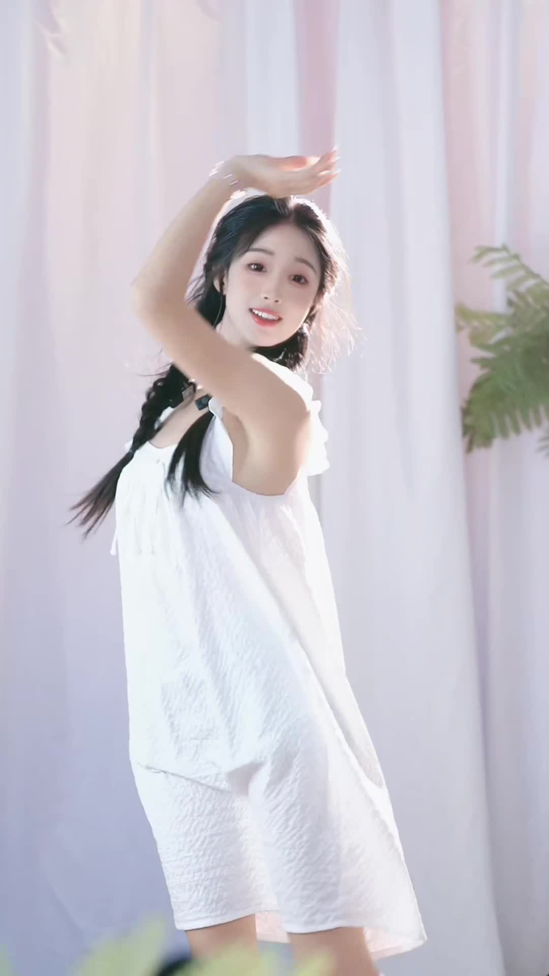 #唐紫涵 #抖音 #舞蹈 #中国舞 @ikan_live 2024-09-01