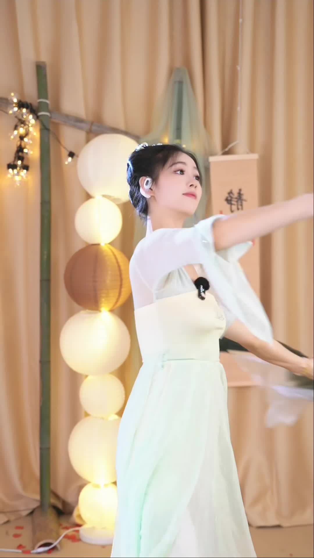 #唐星然 #抖音 #舞蹈 #中国舞 @ikan_live 2024-09-17