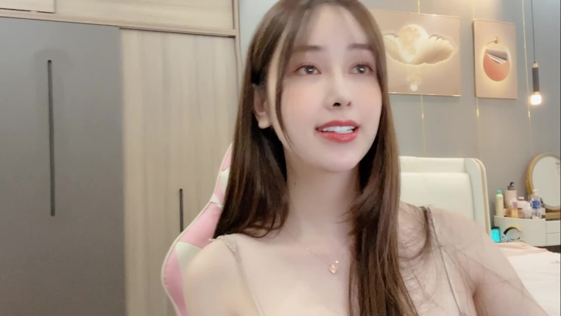 #Stripchat #ANNA102 @ikan_live 2024-09-05