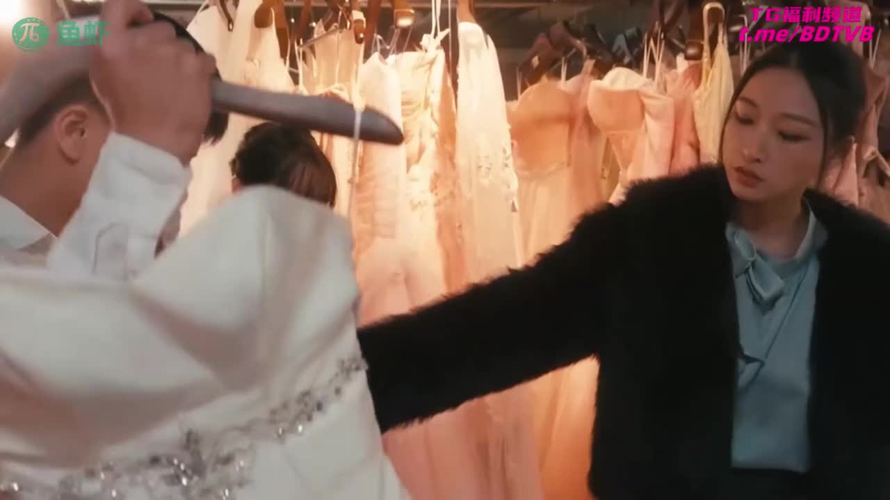 250213C  【国产无码·苏畅∝苏语棠】小风新婚（上）隐秘性爱三人交欢！番番号：MDSR-0006女优：#苏畅 #苏语棠出处：#水果派