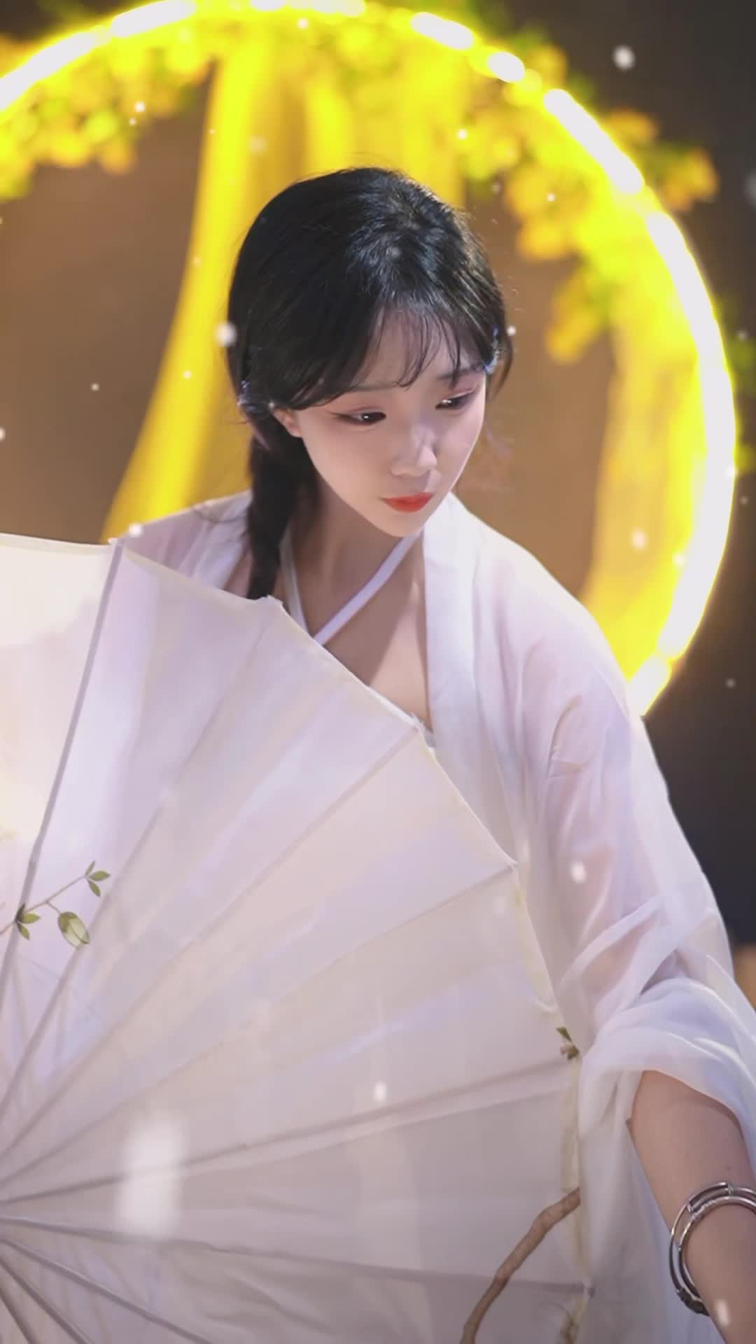 #馨馨baby #抖音 #舞蹈 #中国舞 @ikan_live 2024-09-01