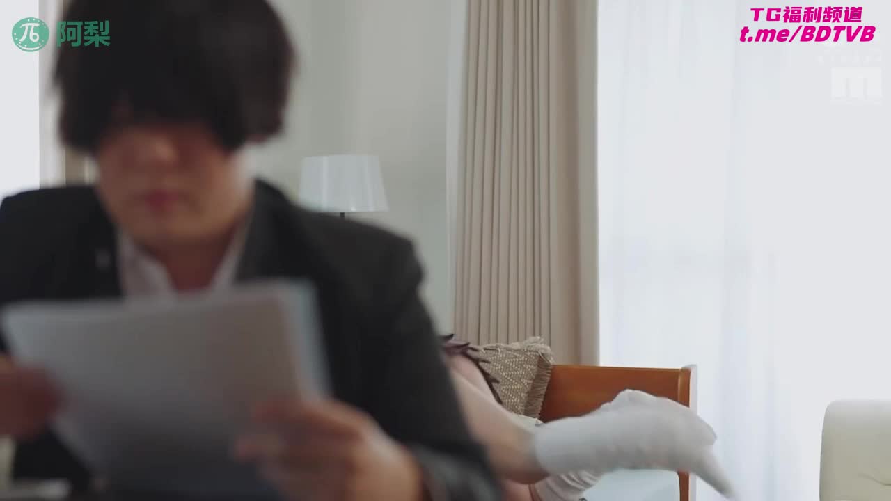 250329H 【石原希望】傲娇辣妹超好干!好友变成了我的廉价飞机杯!番号：MIDV-927女优：#石原希望标签：#制服 #辣妹 #高中生 #美臀