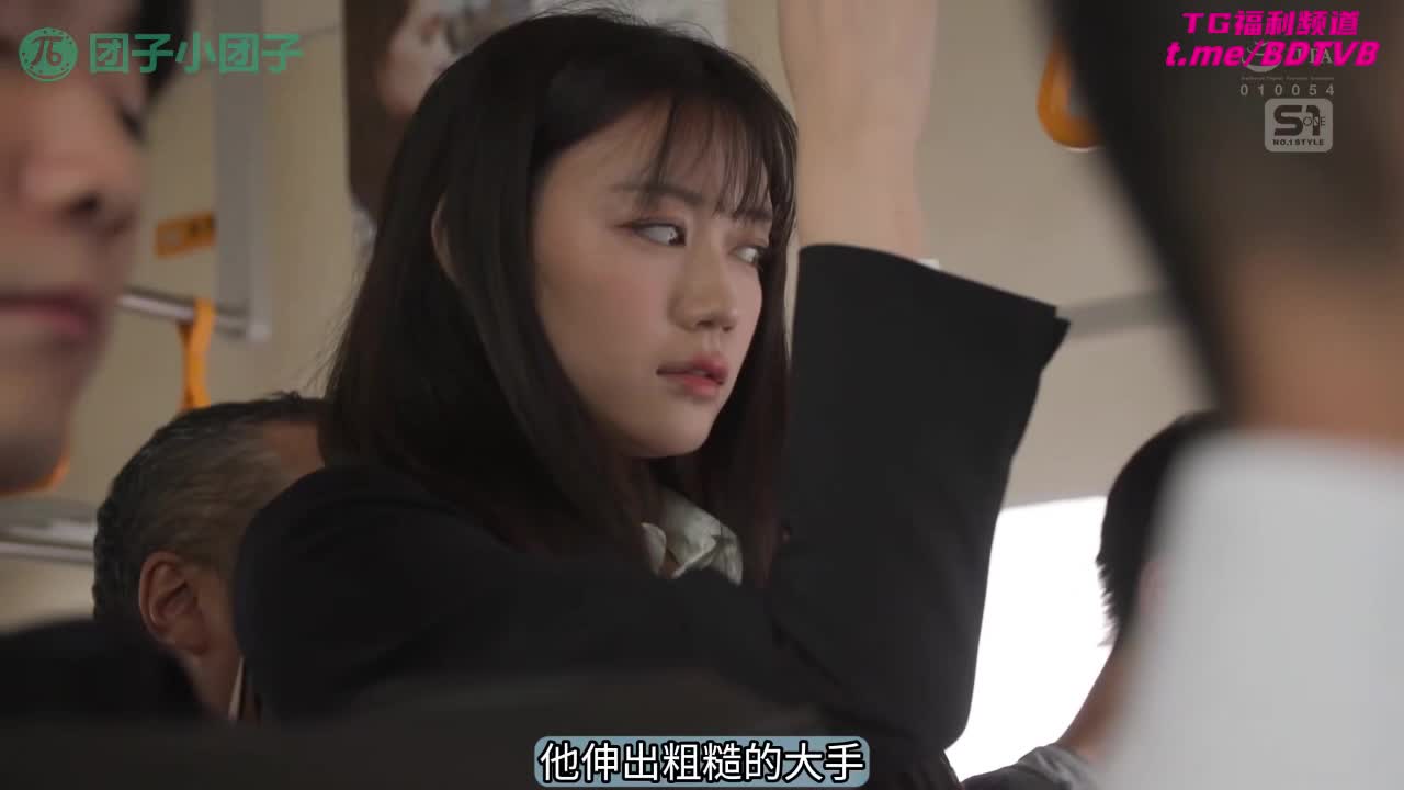 250320H 【明日叶三叶】高冷搜查官？野战露出调教直播实录！番号：SONE-622女优：#明日叶三叶标签：#校服 #母狗 #调教 #偷拍