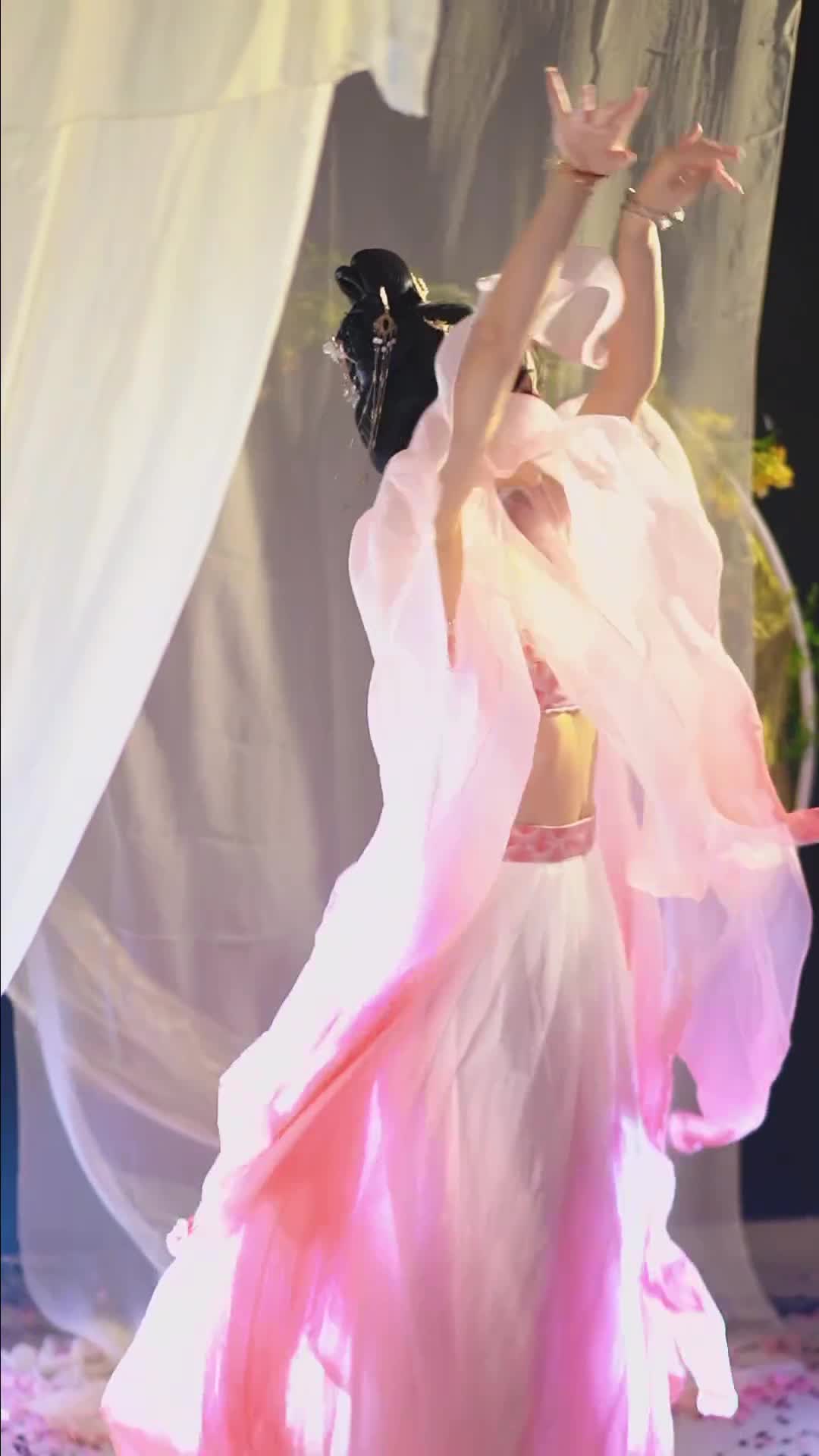 #馨馨baby #抖音 #舞蹈 #中国舞 @ikan_live 2024-09-19