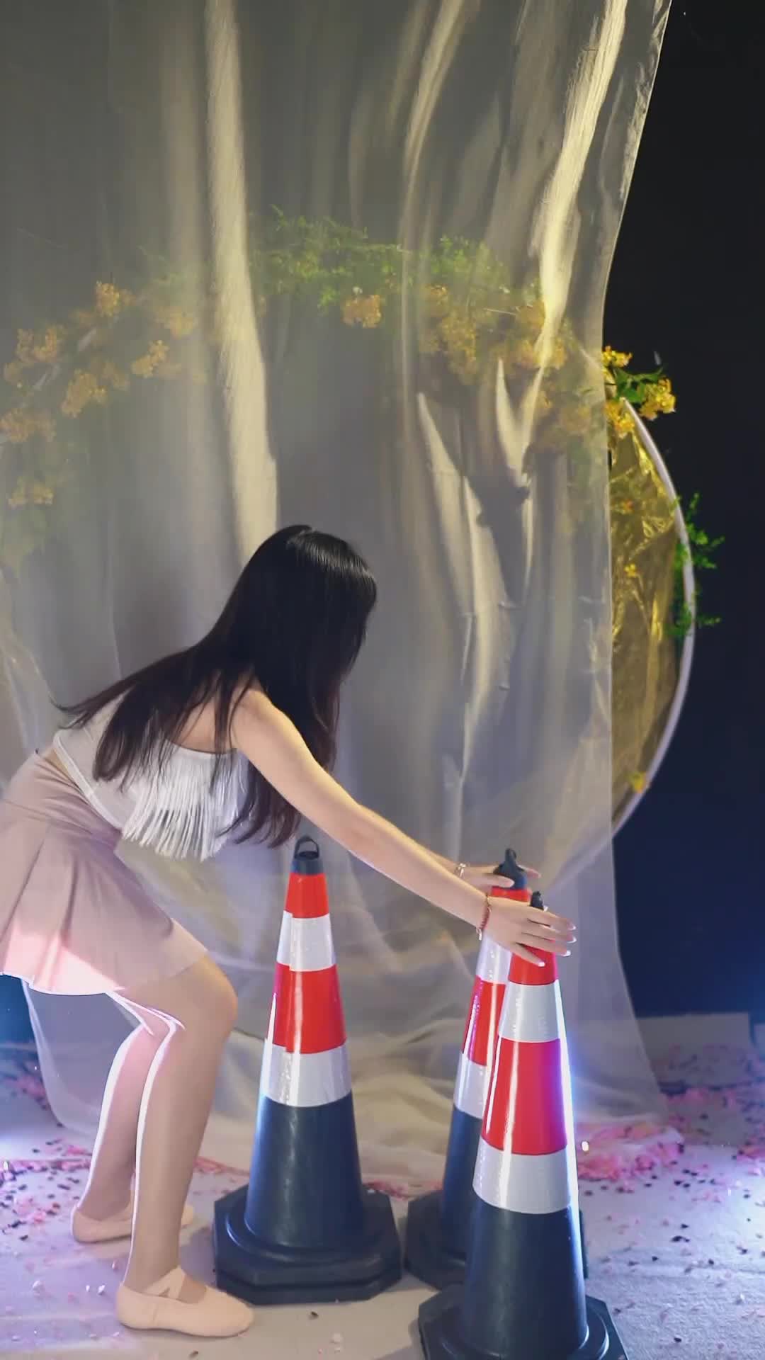 #馨馨baby #抖音 #舞蹈 #中国舞 @ikan_live 2024-09-22