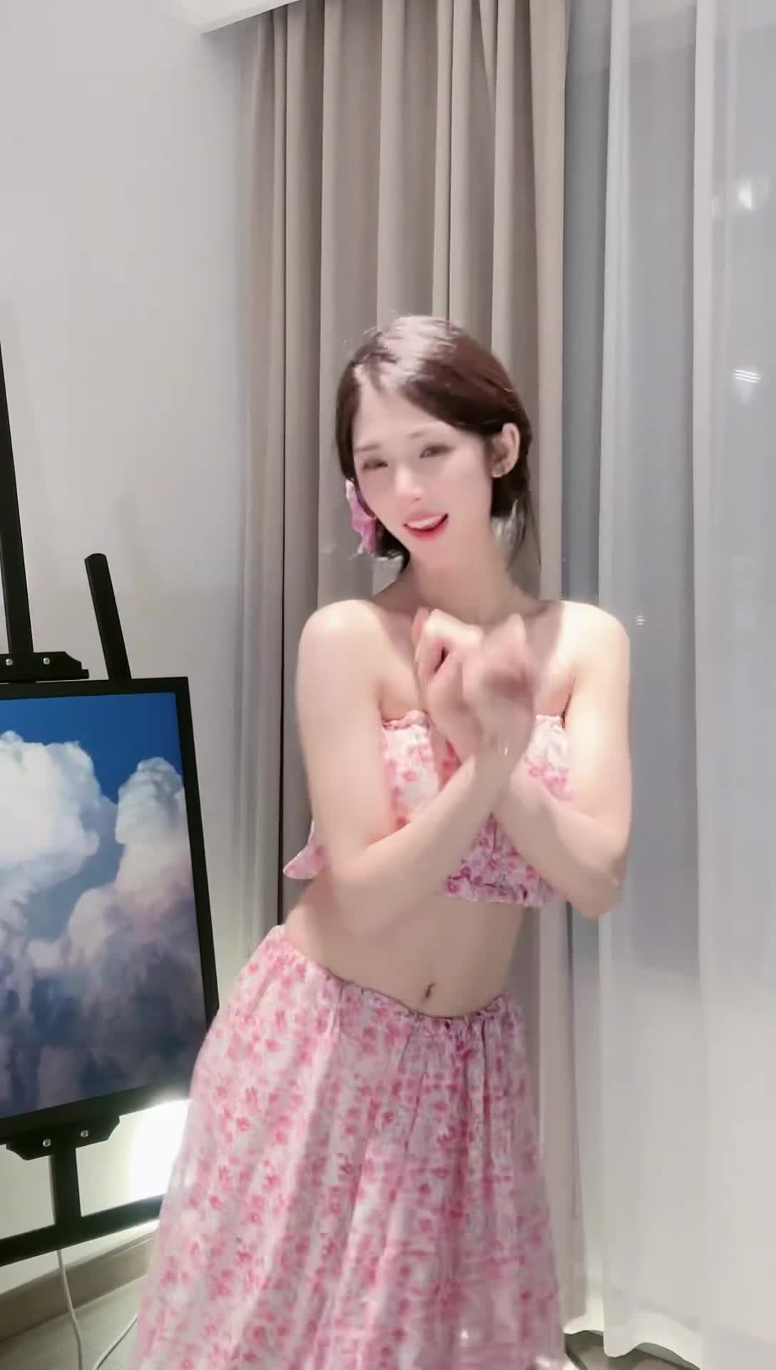 #理理小不点 #抖音 #舞蹈 @ikan_live 2024-09-23