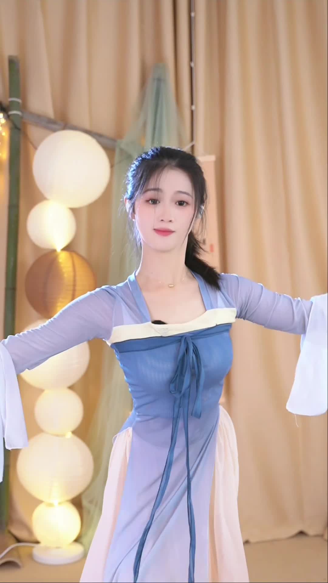 #唐星然 #抖音 #舞蹈 #中国舞 @ikan_live 2024-09-19