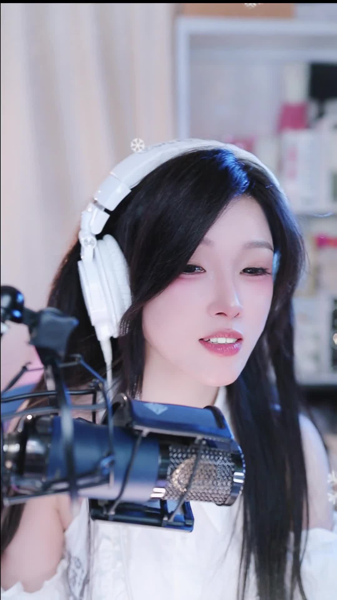 #达咩没吃饭 #抖音 #歌手 @ikan_live 2024-09-19