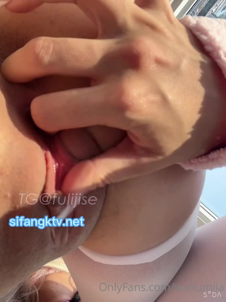 Onlyfans亚裔百变小魔女izzy付费露脸私拍被富二代各种玩肏 #izzy #调教 #口交 #丝袜 #啪啪