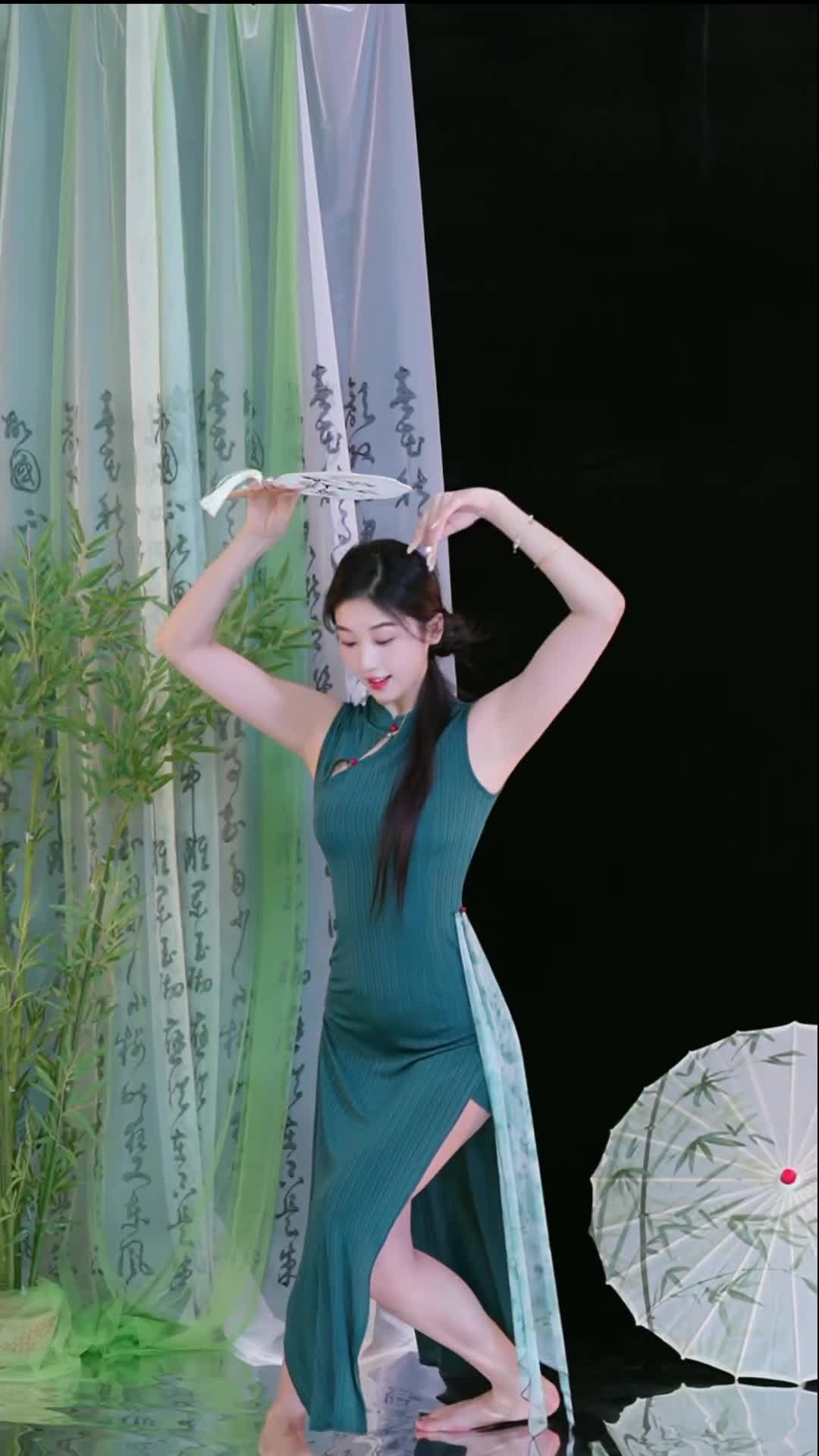 #徐婉婷 #抖音 #舞蹈 #中国舞 @ikan_live 2024-09-19