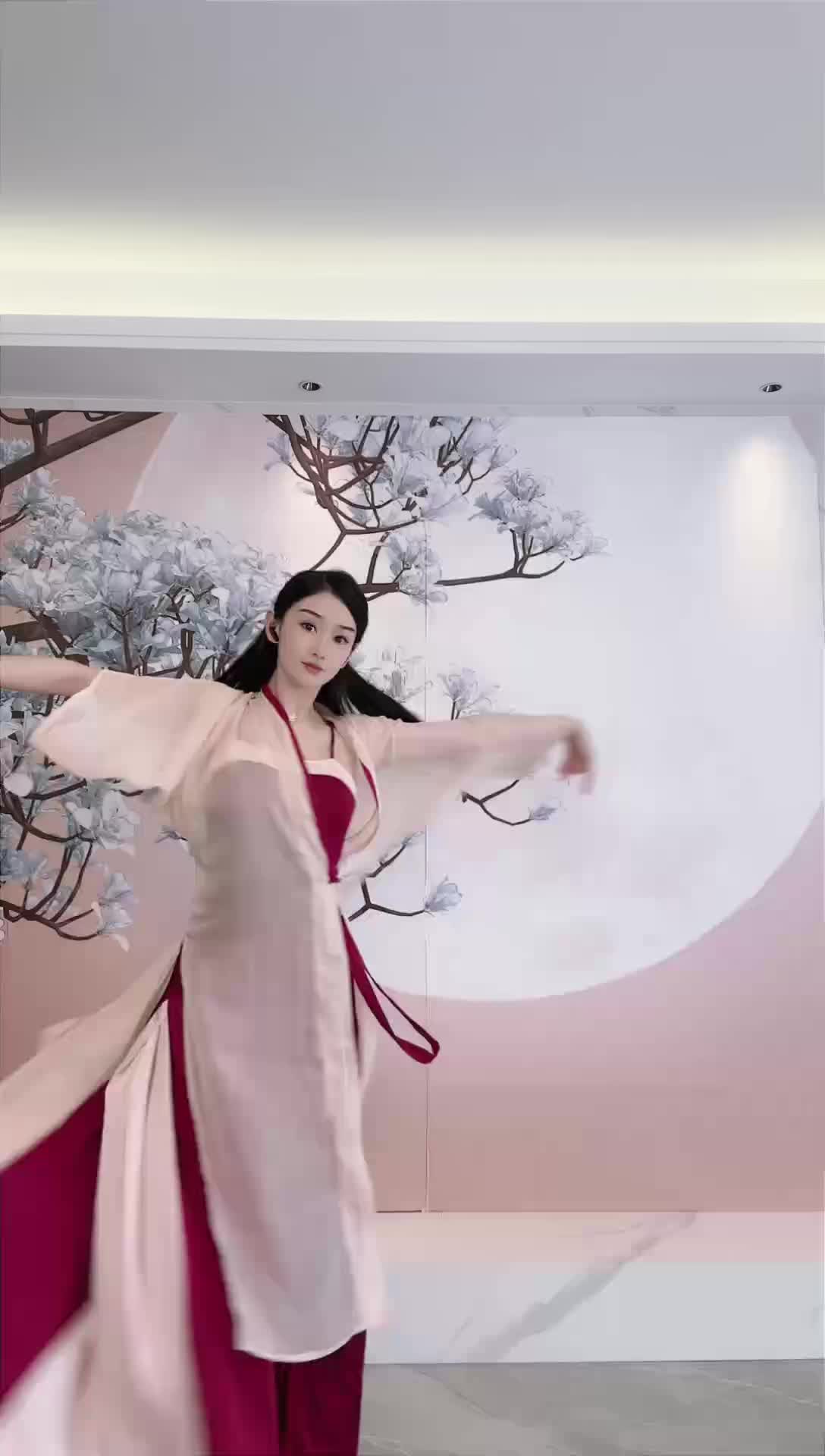 #中国舞_莹莹 #抖音 #舞蹈 #中国舞 @ikan_live 2024-09-19