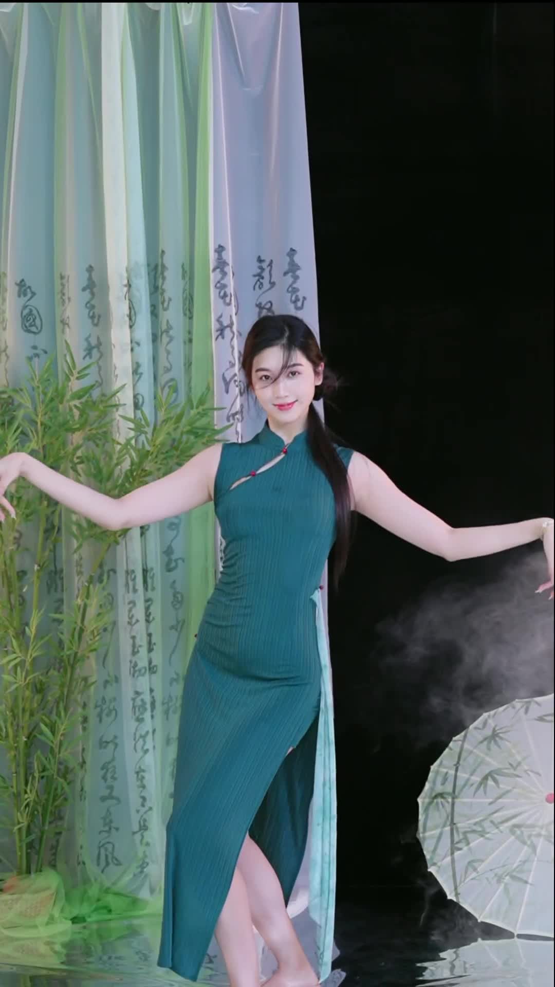 #徐婉婷 #抖音 #舞蹈 #中国舞 @ikan_live 2024-09-19