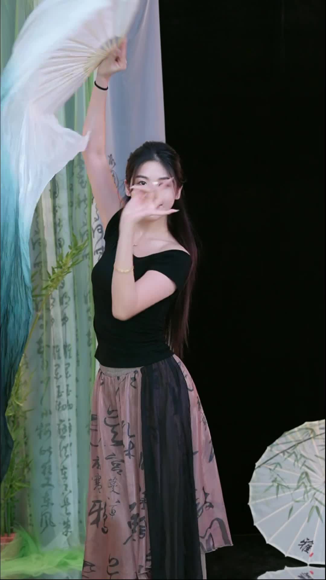 #徐婉婷 #抖音 #舞蹈 #中国舞 @ikan_live 2024-09-24