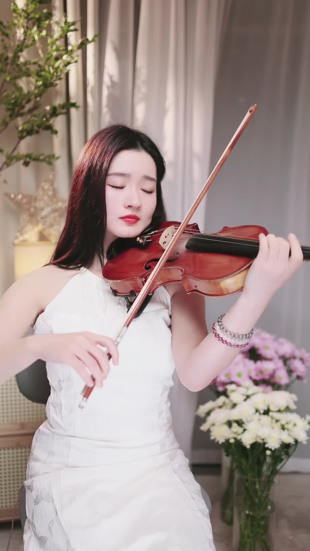 #若曦小提琴 #抖音 #乐器 @ikan_live 2024-10-17